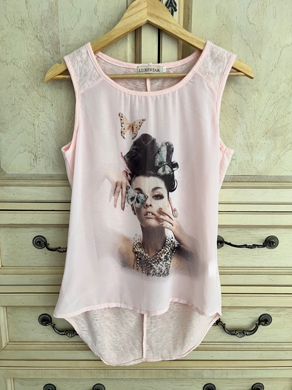 Pink Sleeveless Graphic Chiffon Tank